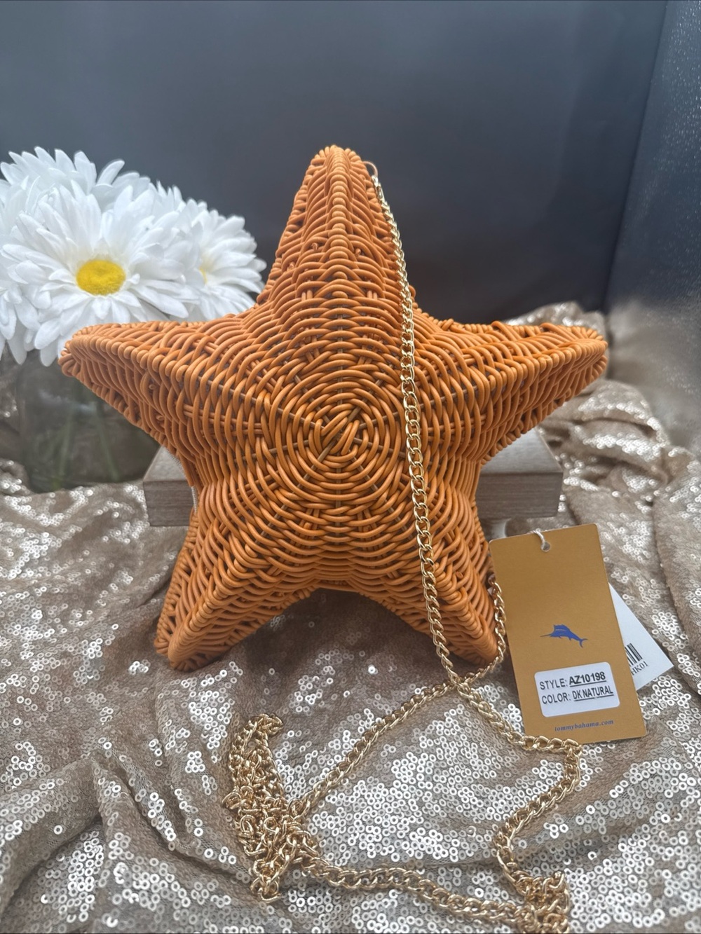 Tommy Bahama Wicker Starfish bag with gold chain in Dark Tan–